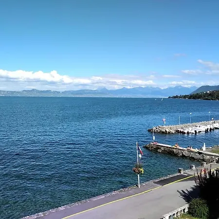 Le Beau Rivage Publier
