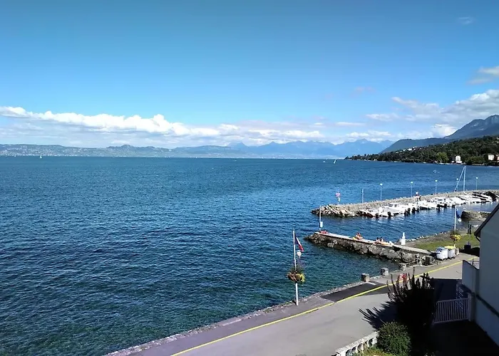 Le Beau Rivage Publier